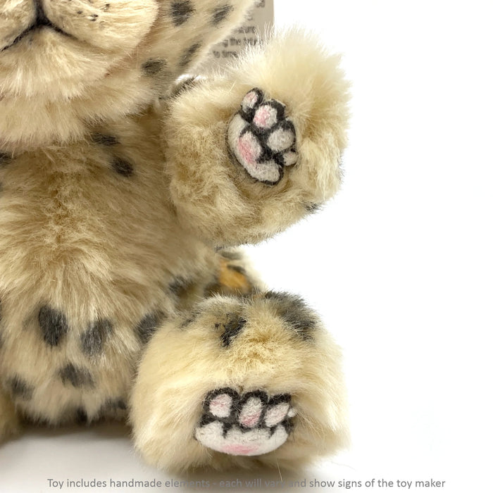 Snow Leopard Lean - Natallya Creations / HQ Plush / Ltd 299 / 18 cm / #0030 - Geppetto's Workshop