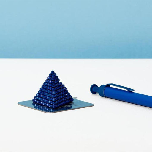 speks solid 512 blue pyramid